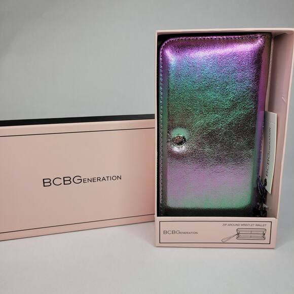 NEW BCBGeneration Kalina Zip Around Wallet Wristlet Iridescent Hologram Metallic - Picture 4 of 9